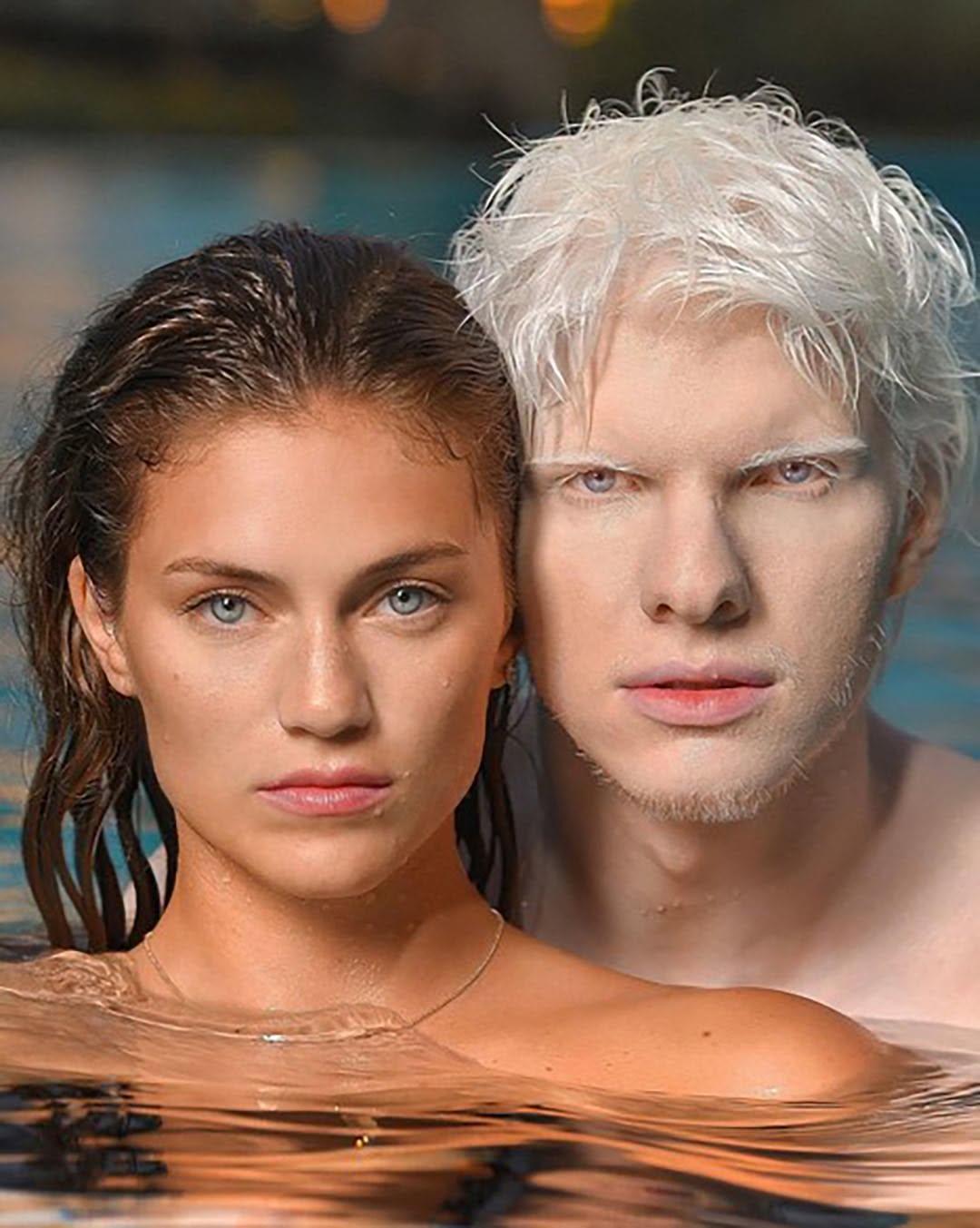 Tatăl său este albino, mama sa este model. 😲 Fiul lor fascinează pe toată lumea cu frumusețea sa extraordinară și trăsăturile armonioase. 🤩✨ Descoperiți fotografiile acestui copil care generează atâta vâlvă în primul comentariu. 👇👇👇