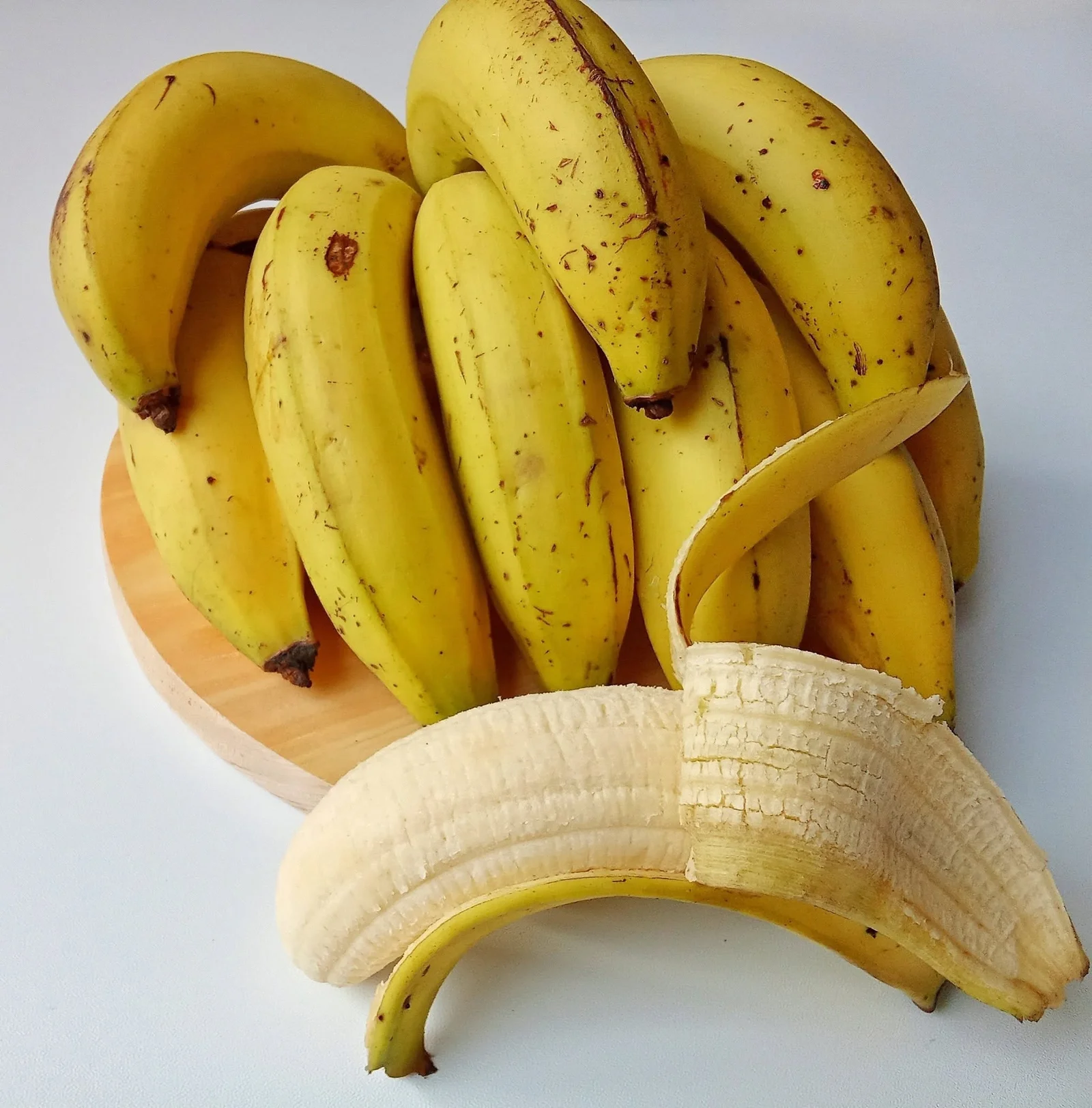 Ce se întâmplă în corpul tău dacă mănânci banane în fiecare zi